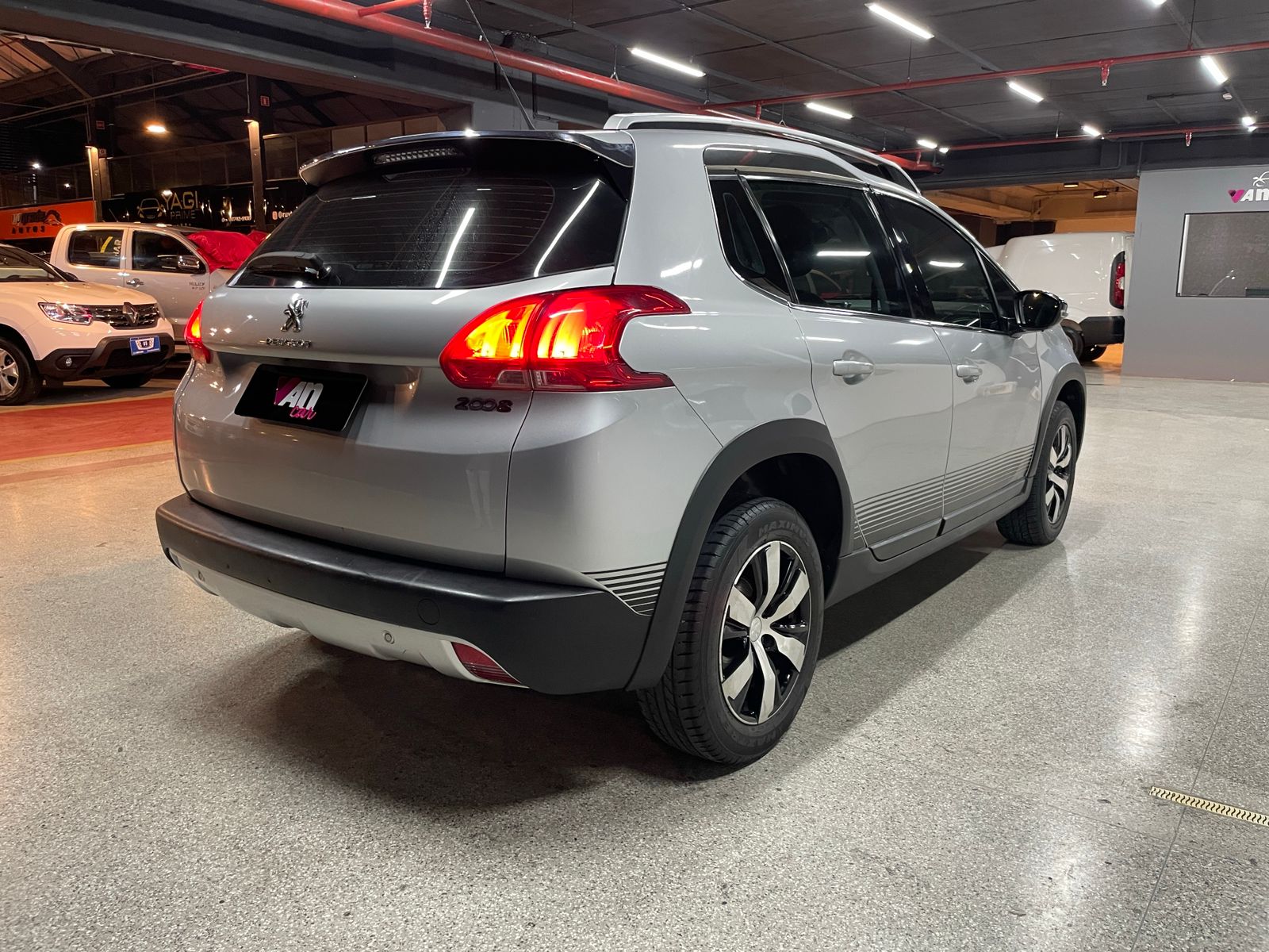 PEUGEOT 2008 griffe