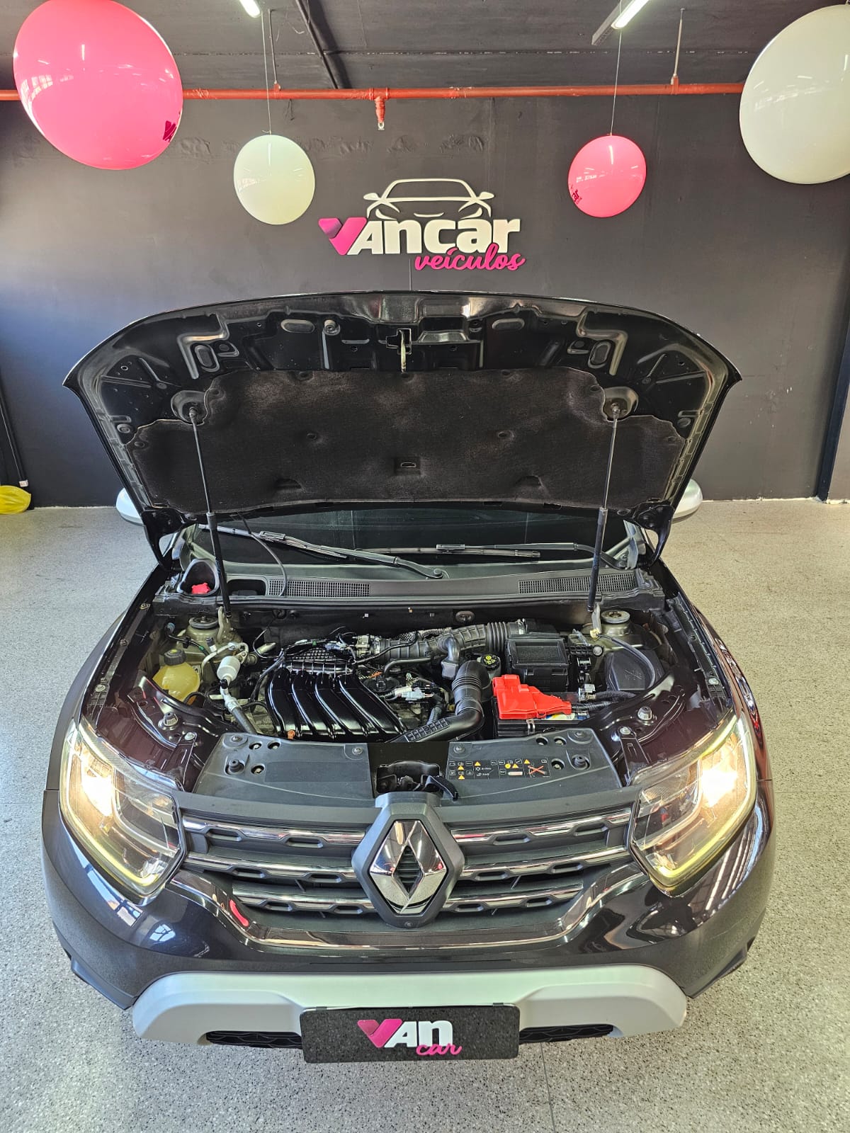 RENAULT duster iconic cvt