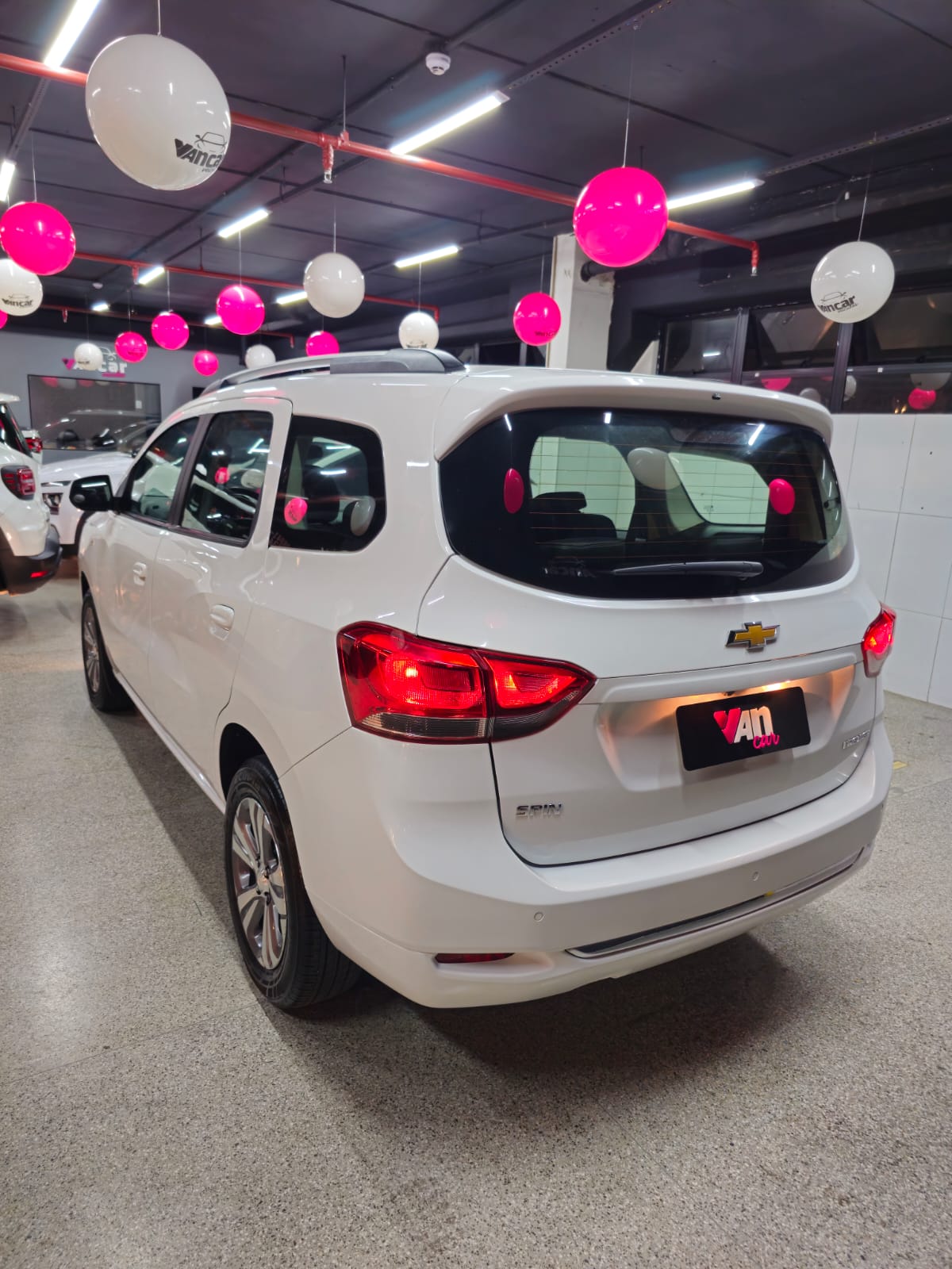 CHEVROLET spin 1.8l at premier