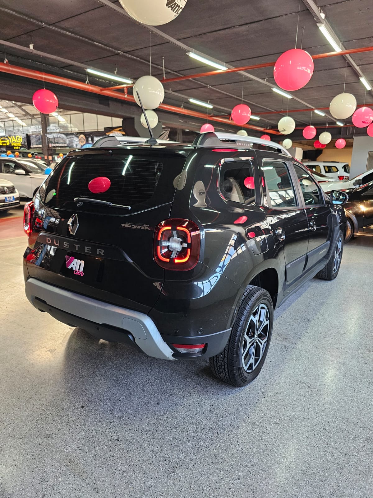 RENAULT duster iconic cvt