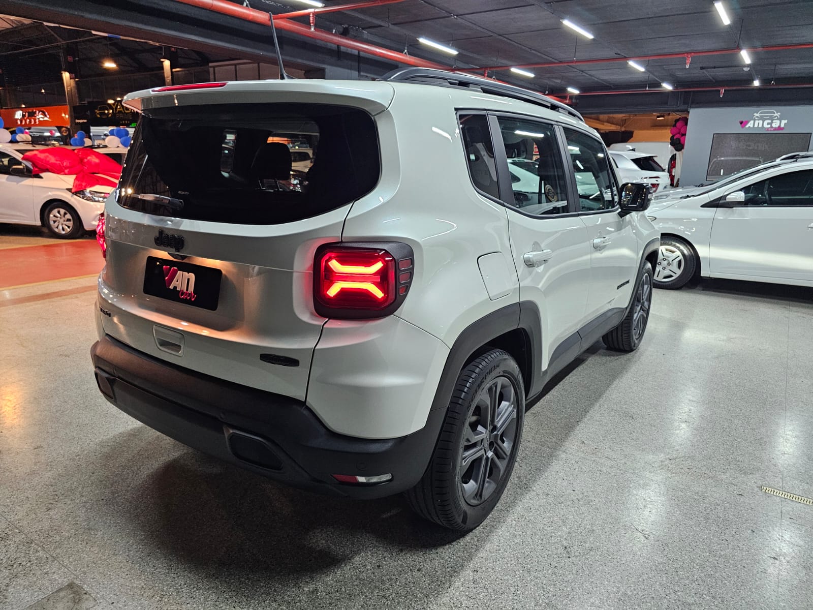 JEEP renegade lgtd t270