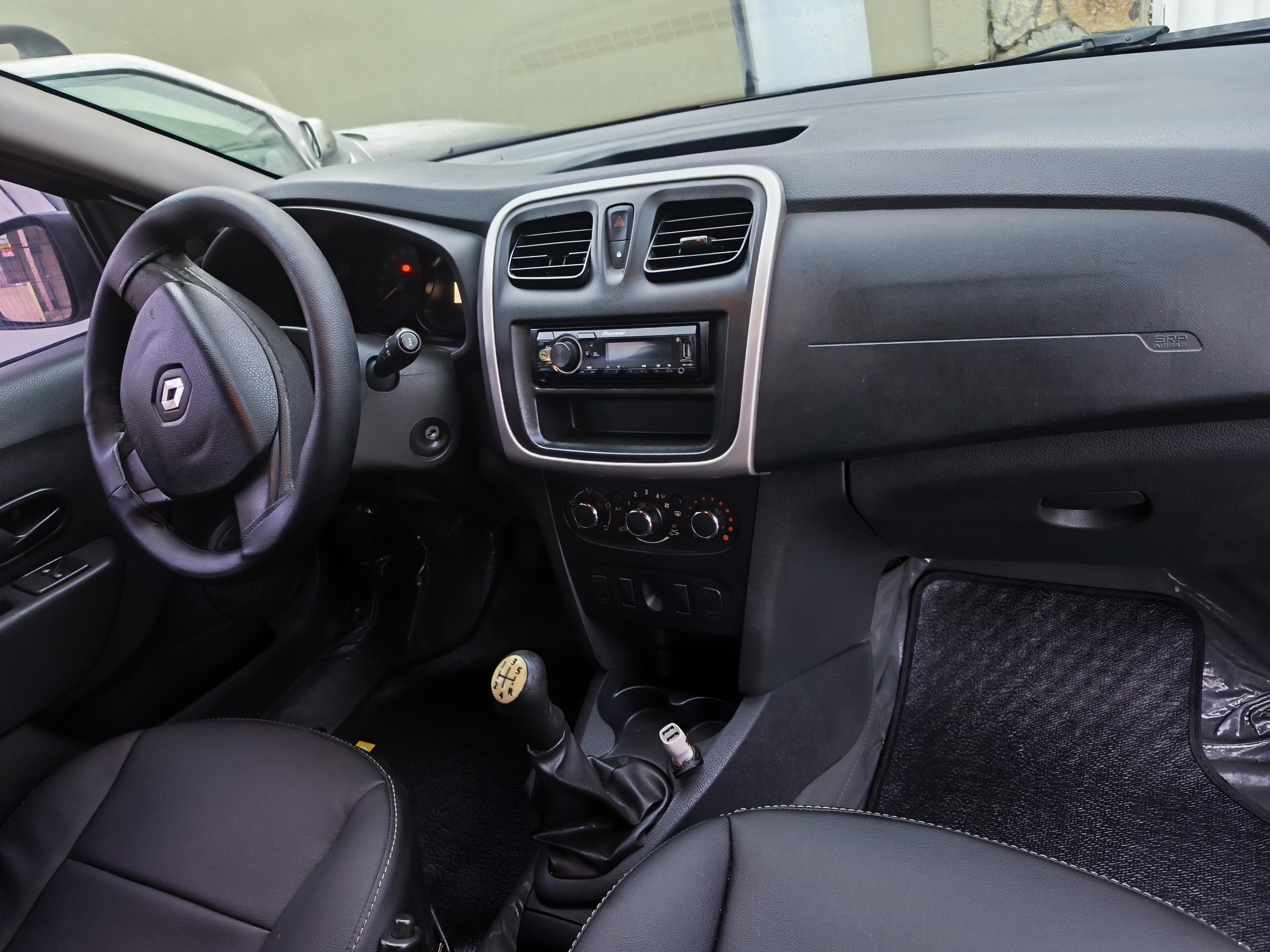 RENAULT sandero authentique 1.0 16v hi-flex