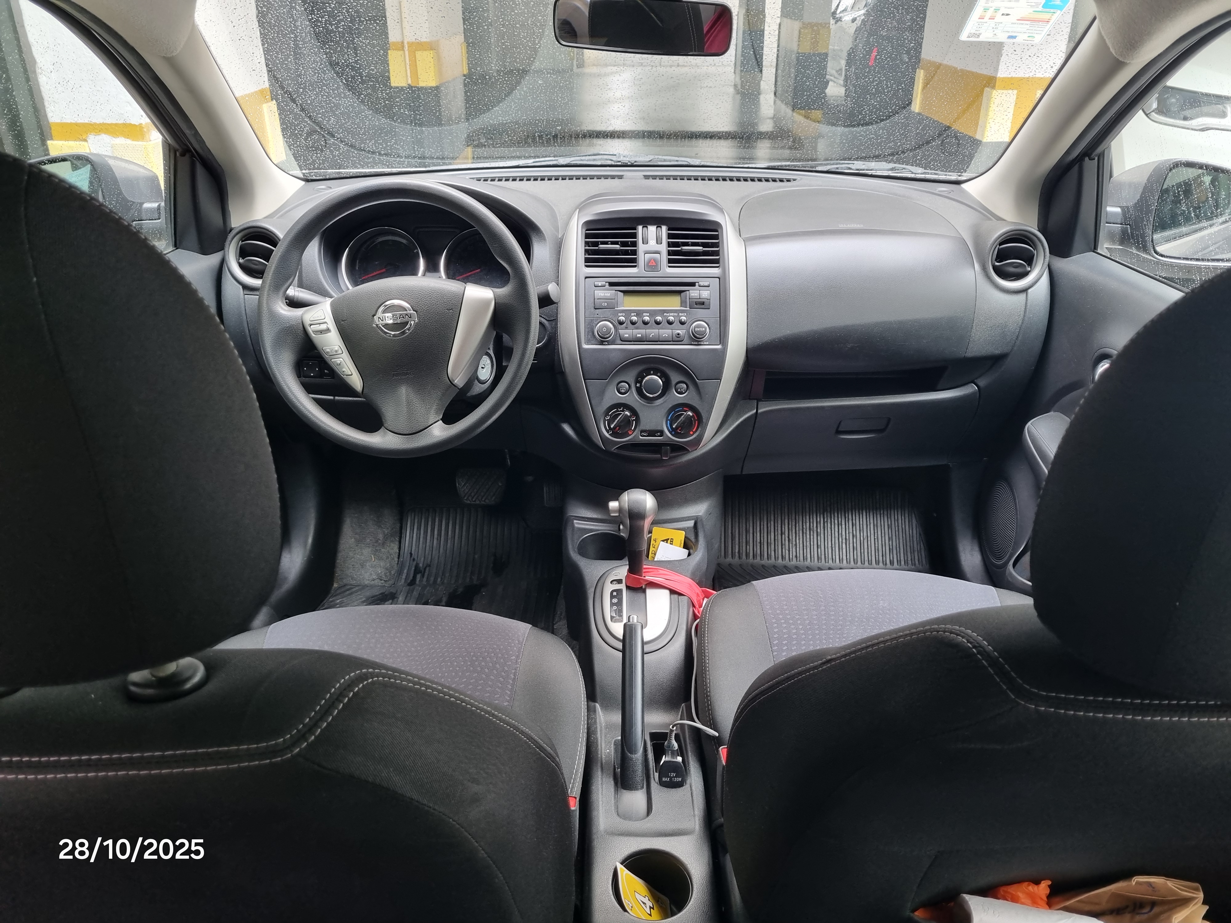 NISSAN VERSA