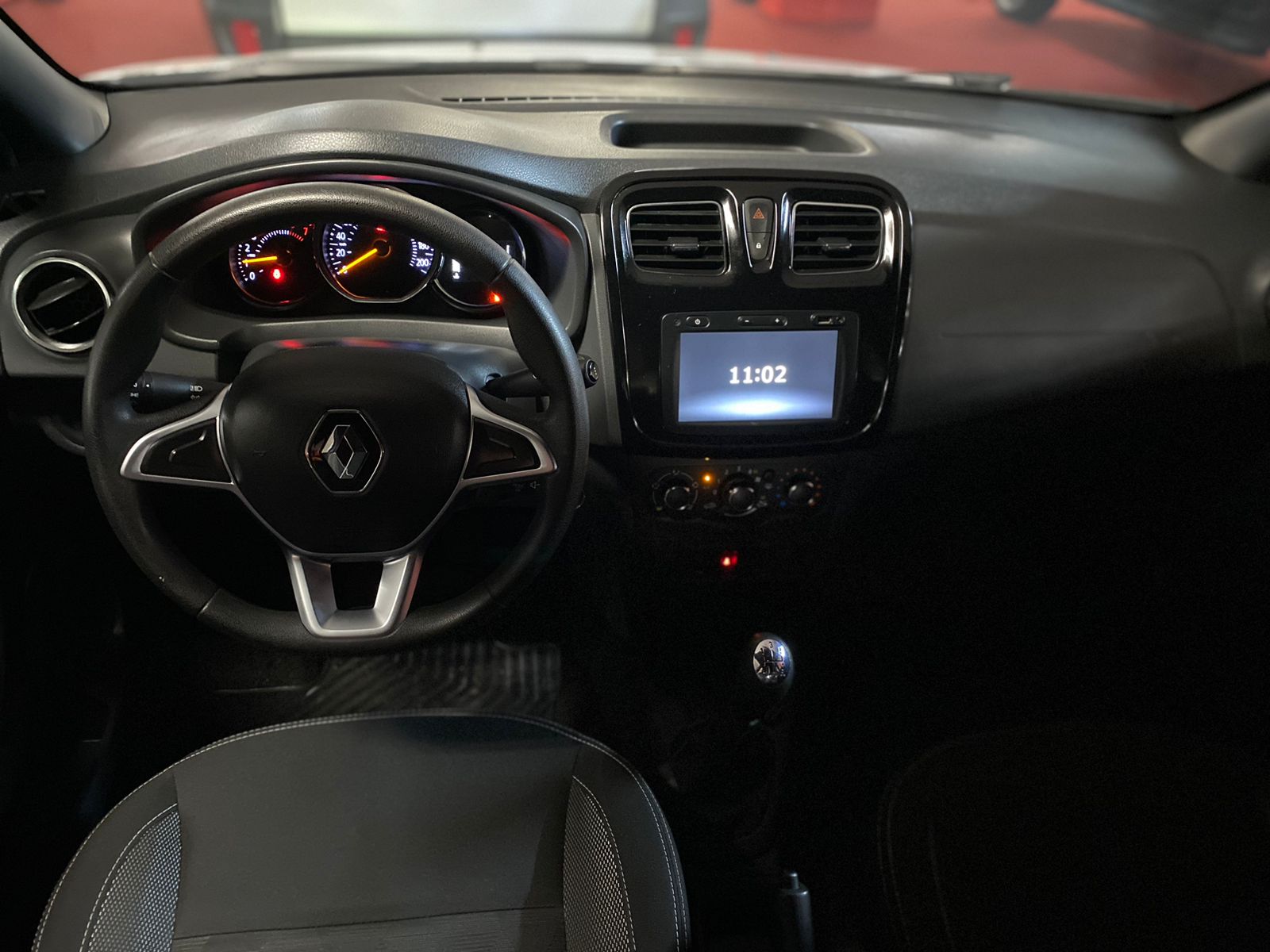 RENAULT SANDERO